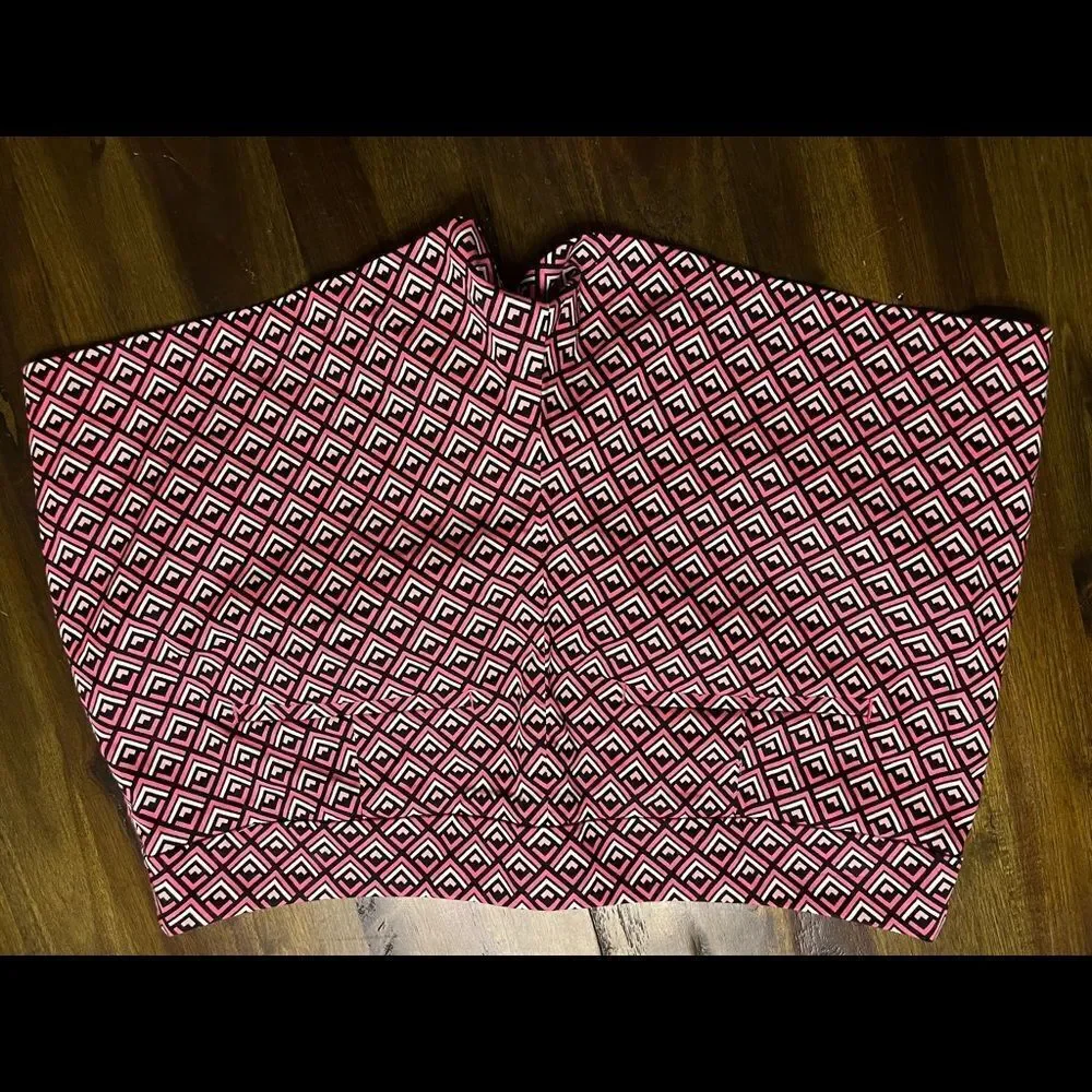 Express Small Geometric Pattern Dress Shorts, Women's Size 4